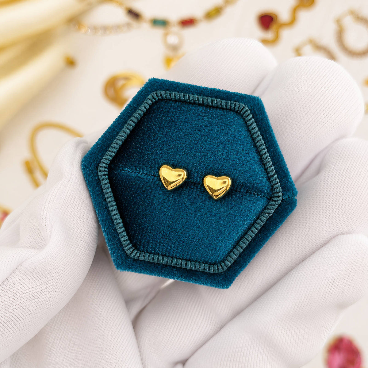 "HEARTS" PVD GOLD-PLATED STAINLESS STEEL EARRINGS
