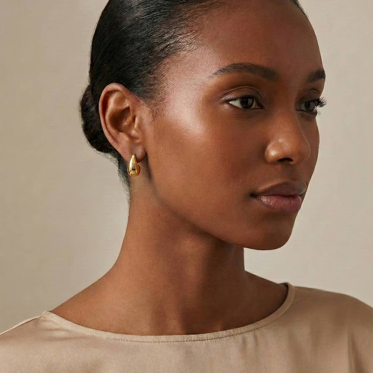 "TEARDROPS" PVD GOLD-PLATED STAINLESS STEEL EARRINGS